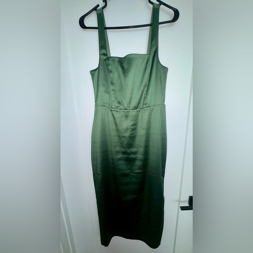 Abercrombie & Fitch Green Sheath Midi Dress